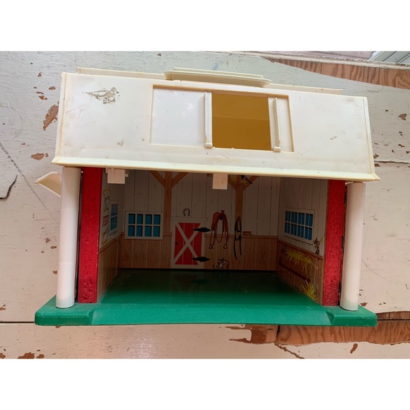 Vintage Fisher Price farm barn - Picture 2 of 10